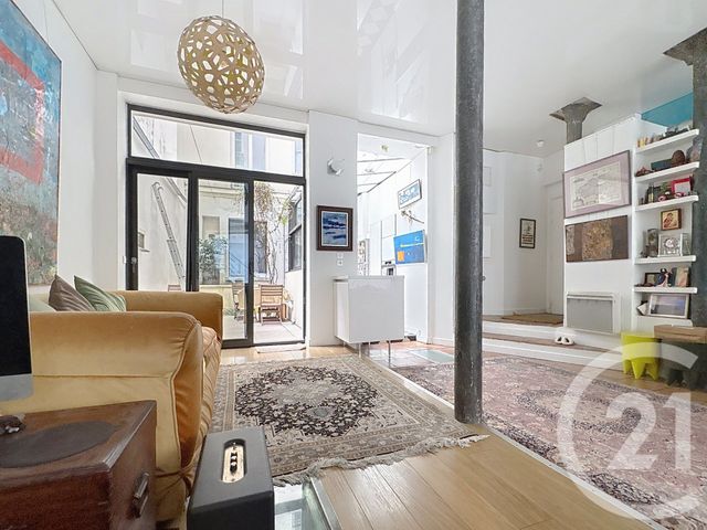 Appartement Loft &agrave; vendre - 6 pi&egrave;ces - 155 m2 - Paris - 75018 - ILE-DE-FRANCE