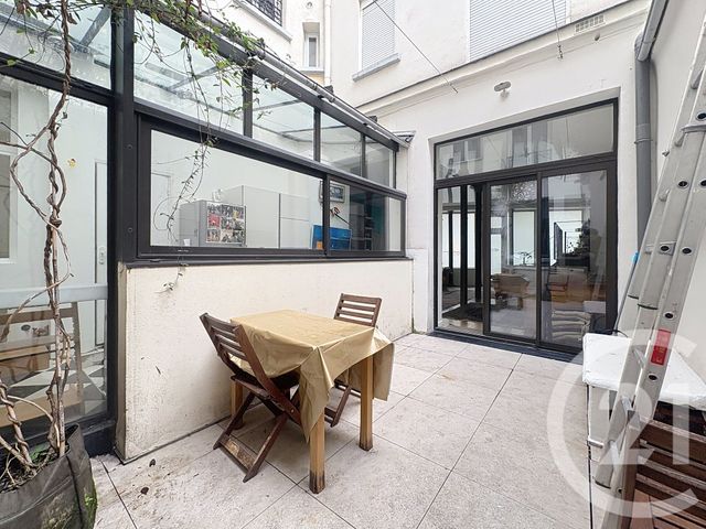 Appartement Loft &agrave; vendre - 6 pi&egrave;ces - 155 m2 - Paris - 75018 - ILE-DE-FRANCE