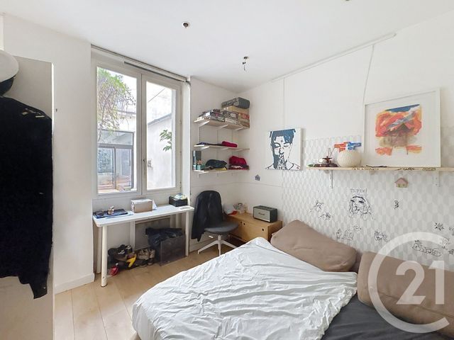 Appartement Loft &agrave; vendre - 6 pi&egrave;ces - 155 m2 - Paris - 75018 - ILE-DE-FRANCE