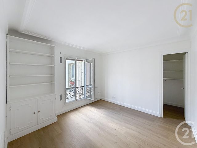Appartement F2 &agrave; vendre - 2 pi&egrave;ces - 42 m2 - Paris - 75018 - ILE-DE-FRANCE