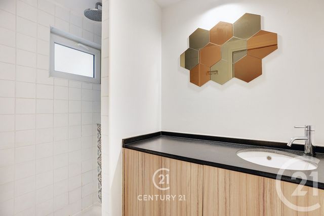 Appartement F1 &agrave; vendre - 1 pi&egrave;ce - 26 m2 - Paris - 75018 - ILE-DE-FRANCE