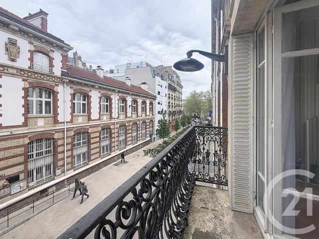 Appartement F3 &agrave; vendre - 3 pi&egrave;ces - 54 m2 - Paris - 75018 - ILE-DE-FRANCE