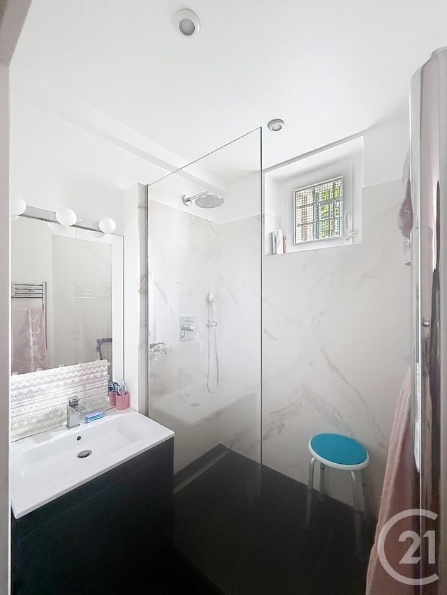 Appartement F3 &agrave; vendre - 3 pi&egrave;ces - 54 m2 - Paris - 75018 - ILE-DE-FRANCE