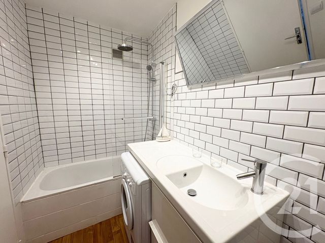 Appartement F3 &agrave; vendre - 3 pi&egrave;ces - 53 m2 - Paris - 75018 - ILE-DE-FRANCE