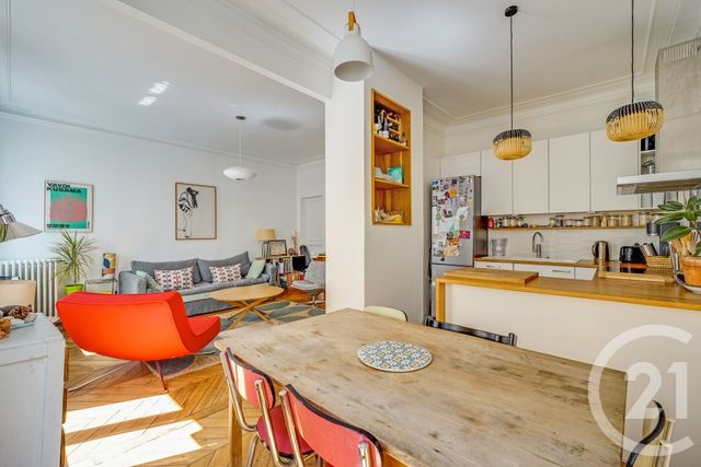 Appartement &agrave; vendre - 4 pi&egrave;ces - 77 m2 - Paris - 75018 - ILE-DE-FRANCE