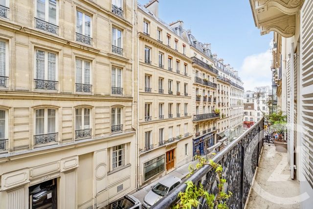 Appartement &agrave; vendre - 4 pi&egrave;ces - 77 m2 - Paris - 75018 - ILE-DE-FRANCE