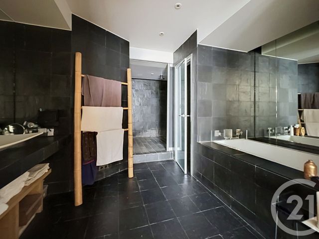 Appartement F4 &agrave; vendre - 4 pi&egrave;ces - 126 m2 - Paris - 75018 - ILE-DE-FRANCE