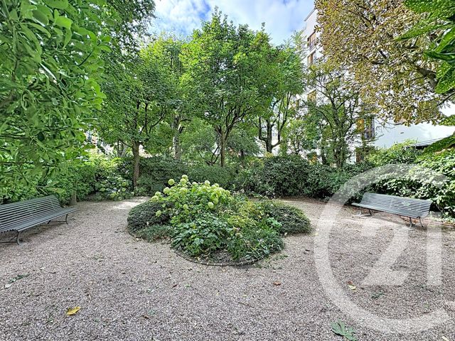 Appartement F4 &agrave; vendre - 4 pi&egrave;ces - 102 m2 - Paris - 75018 - ILE-DE-FRANCE