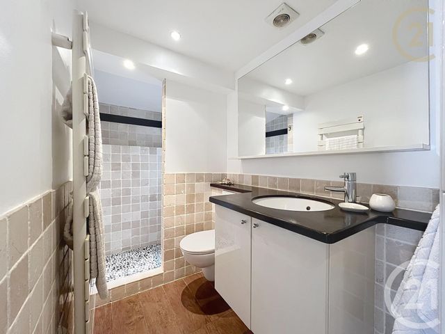 Appartement F2 &agrave; vendre - 2 pi&egrave;ces - 47 m2 - Paris - 75018 - ILE-DE-FRANCE
