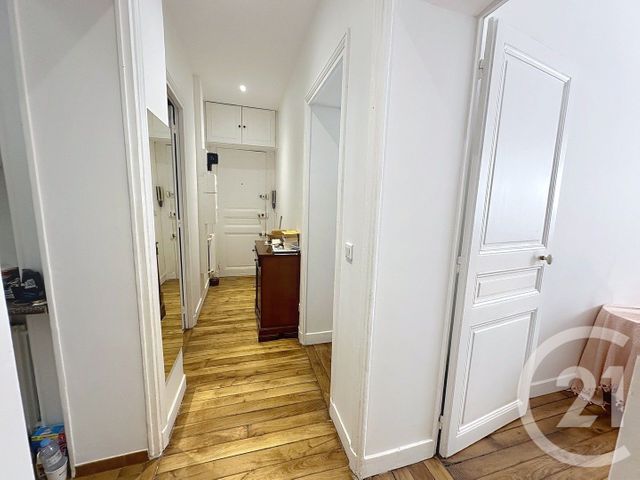 Appartement T2 à vendre - 2 pièces - 44,39 m2 - Paris - 75018 - ILE-DE-FRANCE