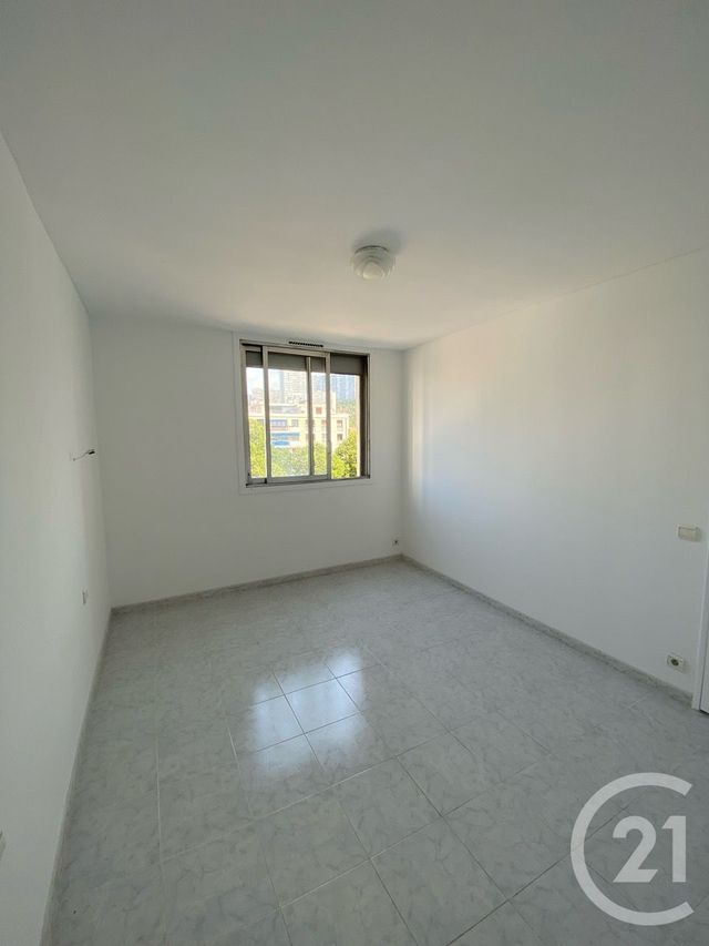 Appartement T3 à vendre - 3 pièces - 76,50 m2 - Marseille - 13009 - PROVENCE-ALPES-COTE-D-AZUR