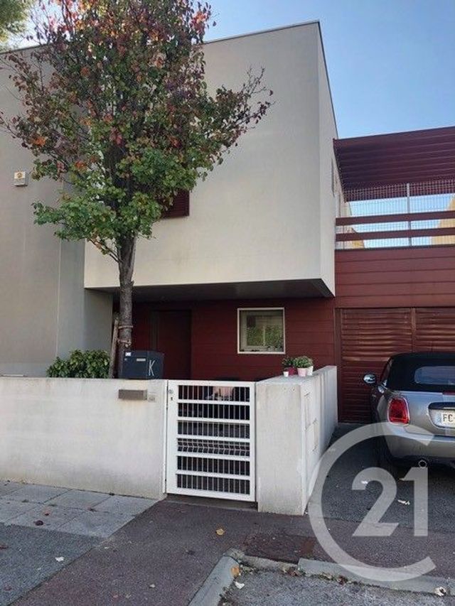 Maison à vendre - 5 pièces - 126 m2 - Marseille - 13009 - PROVENCE-ALPES-COTE-D-AZUR