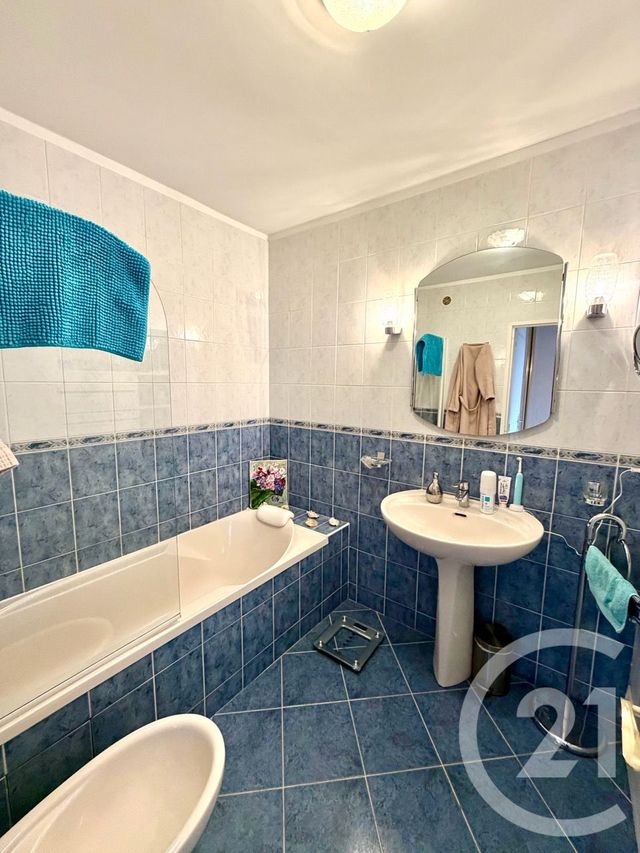 Appartement Duplex &agrave; vendre - 5 pi&egrave;ces - 107,14 m2 - Marseille - 13009 - PROVENCE-ALPES-COTE-D-AZUR