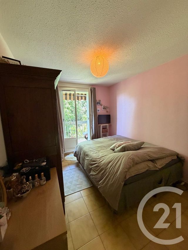 Appartement T4 &agrave; vendre - 4 pi&egrave;ces - 75,74 m2 - Marseille - 13009 - PROVENCE-ALPES-COTE-D-AZUR