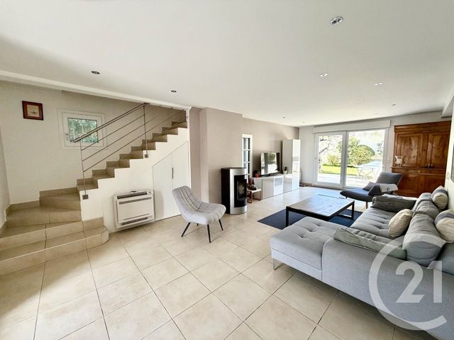 Maison &agrave; louer - 5 pi&egrave;ces - 156 m2 - Marseille - 13009 - PROVENCE-ALPES-COTE-D-AZUR