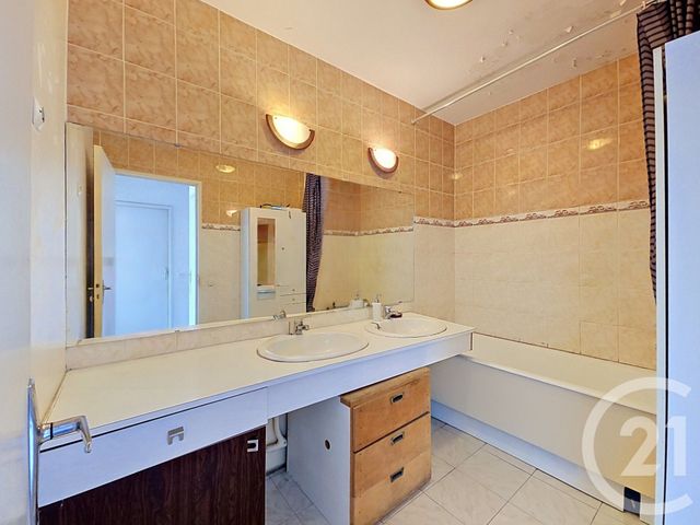 Appartement T3 &agrave; vendre - 3 pi&egrave;ces - 81,87 m2 - Marseille - 13009 - PROVENCE-ALPES-COTE-D-AZUR