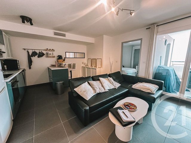 Appartement &agrave; vendre - 2 pi&egrave;ces - 45 m2 - Marseille - 13009 - PROVENCE-ALPES-COTE-D-AZUR