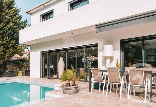 Maison &agrave; vendre - 5 pi&egrave;ces - 210 m2 - Marseille - 13009 - PROVENCE-ALPES-COTE-D-AZUR