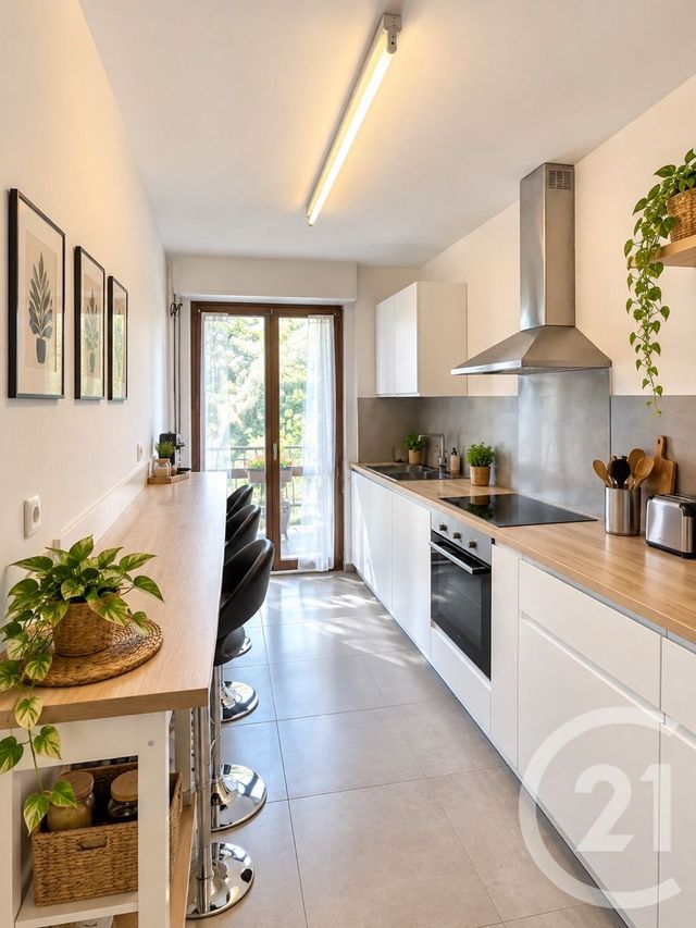Appartement T3 &agrave; louer - 3 pi&egrave;ces - 81,95 m2 - Marseille - 13008 - PROVENCE-ALPES-COTE-D-AZUR
