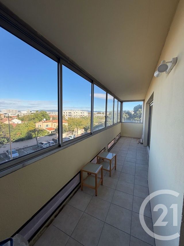 Appartement T4 &agrave; louer - 4 pi&egrave;ces - 90,87 m2 - Marseille - 13009 - PROVENCE-ALPES-COTE-D-AZUR