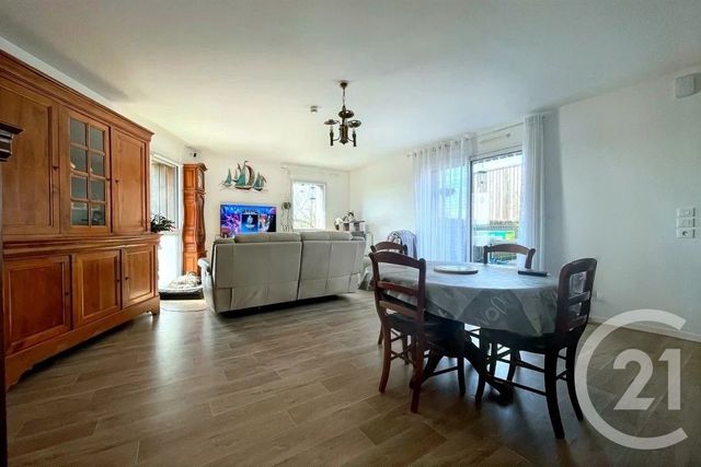 Appartement F3 &agrave; vendre - 3 pi&egrave;ces - 80,28 m2 - St Ave - 56 - BRETAGNE