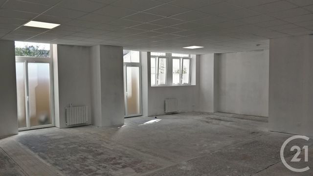 Appartement Local à vendre - 1 pièce - 92 m2 - Vannes - 56 - BRETAGNE