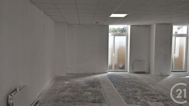 Appartement Local à vendre - 1 pièce - 92 m2 - Vannes - 56 - BRETAGNE