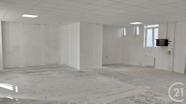 Appartement Local à vendre - 1 pièce - 92 m2 - Vannes - 56 - BRETAGNE