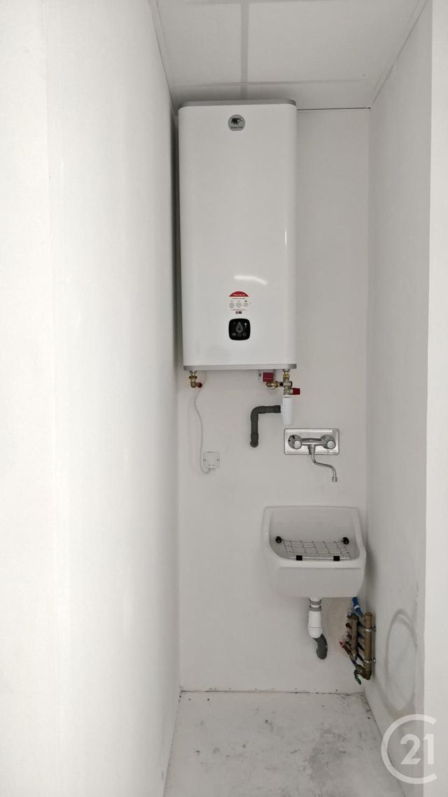 Appartement Local à vendre - 1 pièce - 92 m2 - Vannes - 56 - BRETAGNE