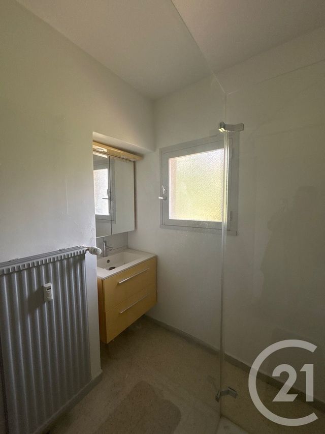 Appartement F2 à vendre - 2 pièces - 48,71 m2 - Brignoles - 83 - PROVENCE-ALPES-COTE-D-AZUR