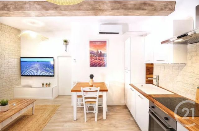 Appartement à vendre - 2 pièces - 30,08 m2 - Brignoles - 83 - PROVENCE-ALPES-COTE-D-AZUR