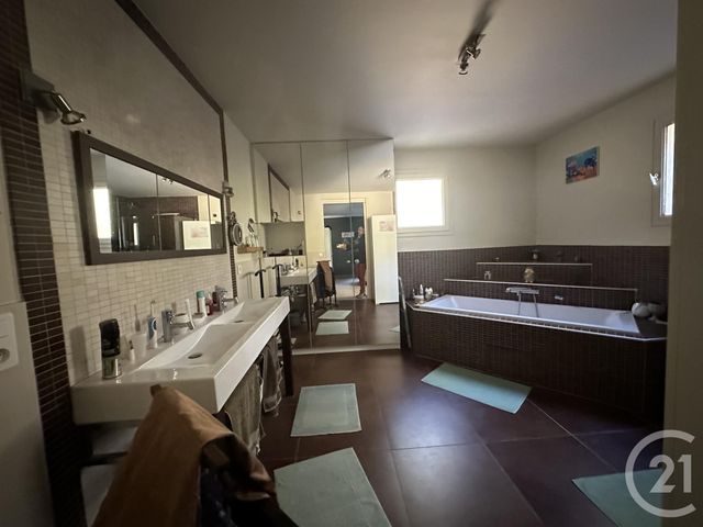 Maison à vendre - 7 pièces - 245 m2 - Brignoles - 83 - PROVENCE-ALPES-COTE-D-AZUR