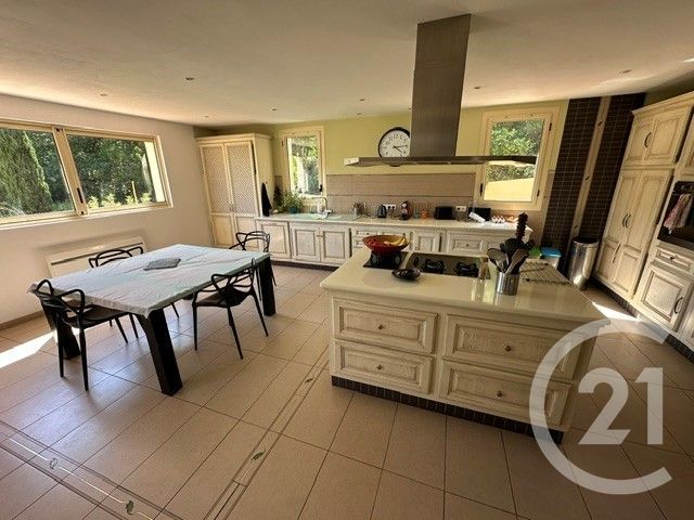 Maison &agrave; vendre - 7 pi&egrave;ces - 245 m2 - Brignoles - 83 - PROVENCE-ALPES-COTE-D-AZUR