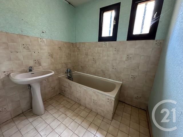 Maison à vendre - 4 pièces - 102 m2 - Le Val - 83 - PROVENCE-ALPES-COTE-D-AZUR