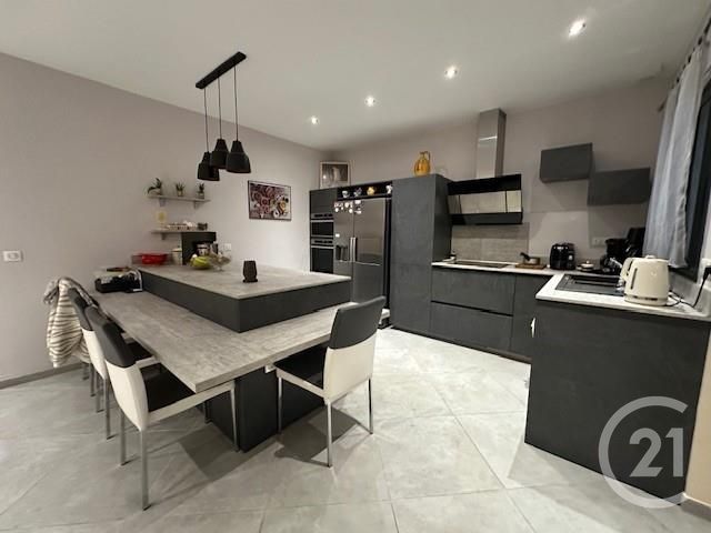 Maison &agrave; vendre - 7 pi&egrave;ces - 212 m2 - Brignoles - 83 - PROVENCE-ALPES-COTE-D-AZUR