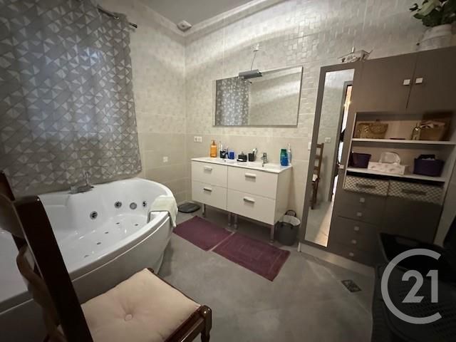 Maison &agrave; vendre - 7 pi&egrave;ces - 212 m2 - Brignoles - 83 - PROVENCE-ALPES-COTE-D-AZUR