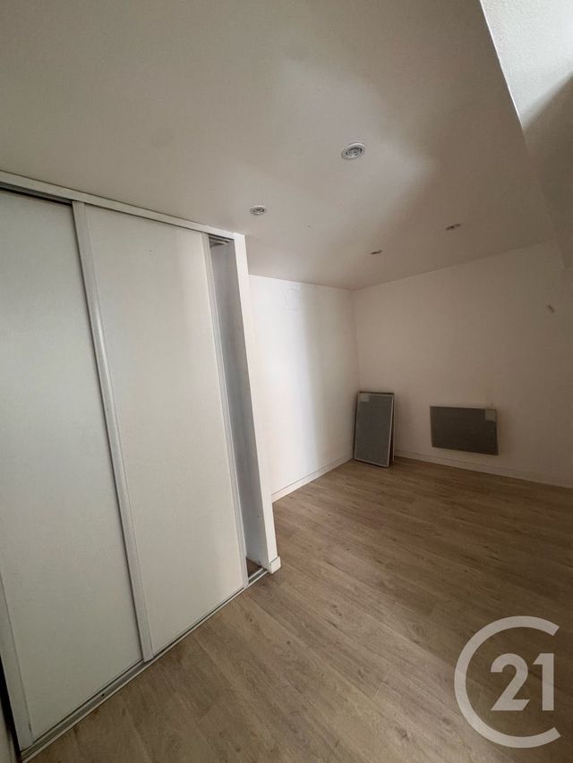 Appartement F2 bis &agrave; vendre - 2 pi&egrave;ces - 63,24 m2 - Toulon - 83 - PROVENCE-ALPES-COTE-D-AZUR