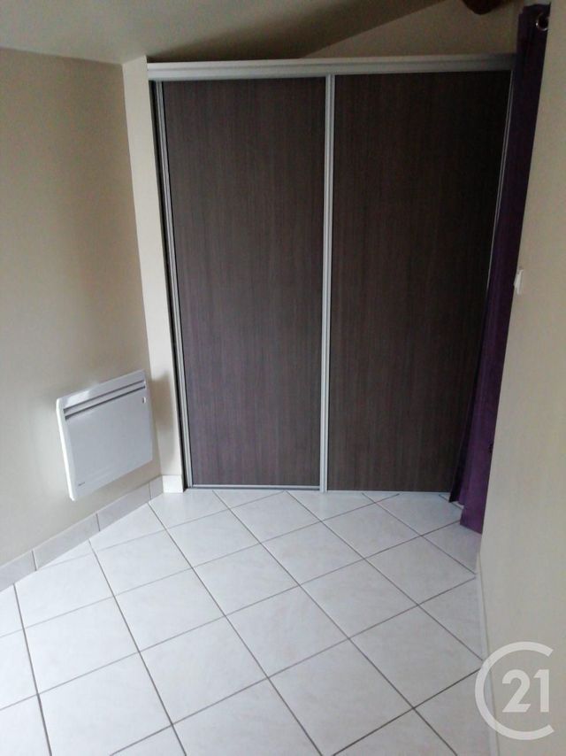 Appartement &agrave; vendre - 2 pi&egrave;ces - 32,87 m2 - Le Val - 83 - PROVENCE-ALPES-COTE-D-AZUR