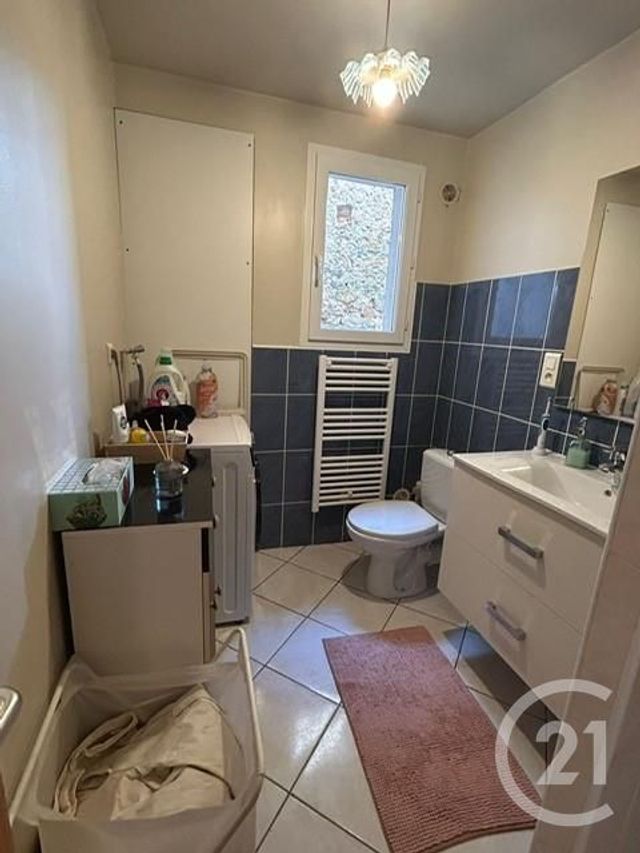 Appartement &agrave; vendre - 2 pi&egrave;ces - 46,44 m2 - Le Val - 83 - PROVENCE-ALPES-COTE-D-AZUR