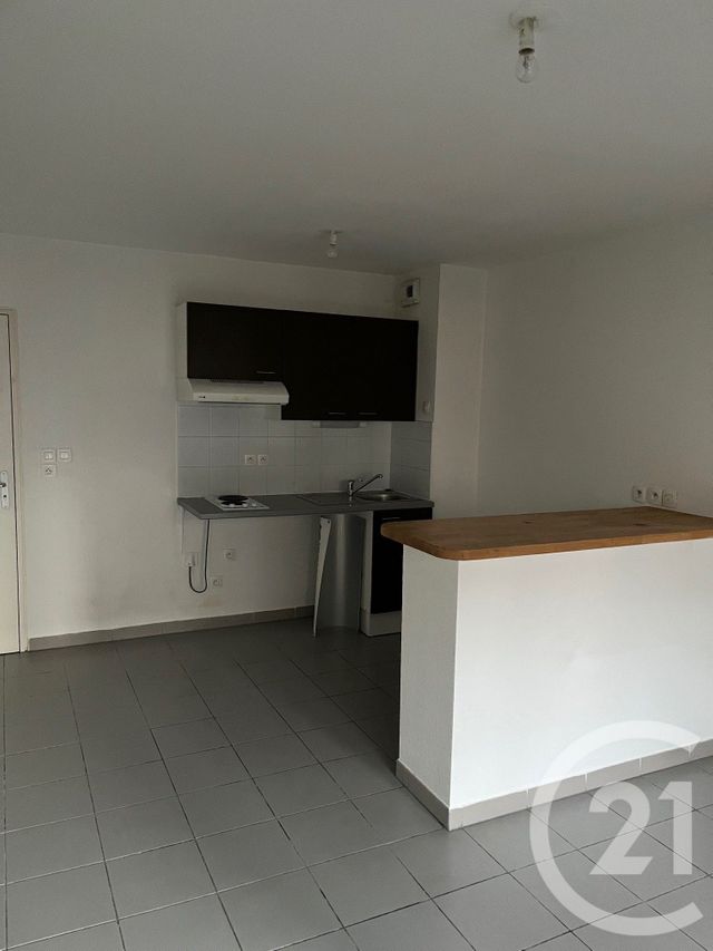 Appartement F2 &agrave; vendre - 2 pi&egrave;ces - 39 m2 - Brignoles - 83 - PROVENCE-ALPES-COTE-D-AZUR