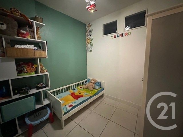 Appartement F2 bis &agrave; vendre - 2 pi&egrave;ces - 46,70 m2 - Le Val - 83 - PROVENCE-ALPES-COTE-D-AZUR