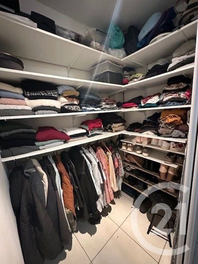 Appartement F2 bis &agrave; vendre - 2 pi&egrave;ces - 46,70 m2 - Le Val - 83 - PROVENCE-ALPES-COTE-D-AZUR