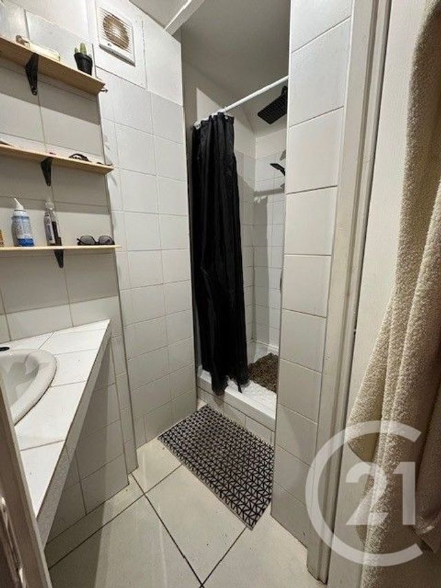 Appartement F2 bis &agrave; vendre - 2 pi&egrave;ces - 46,70 m2 - Le Val - 83 - PROVENCE-ALPES-COTE-D-AZUR