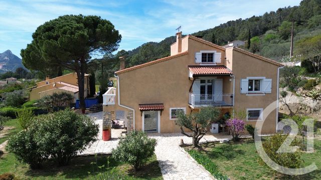 Maison &agrave; vendre - 6 pi&egrave;ces - 206 m2 - Camps La Source - 83 - PROVENCE-ALPES-COTE-D-AZUR