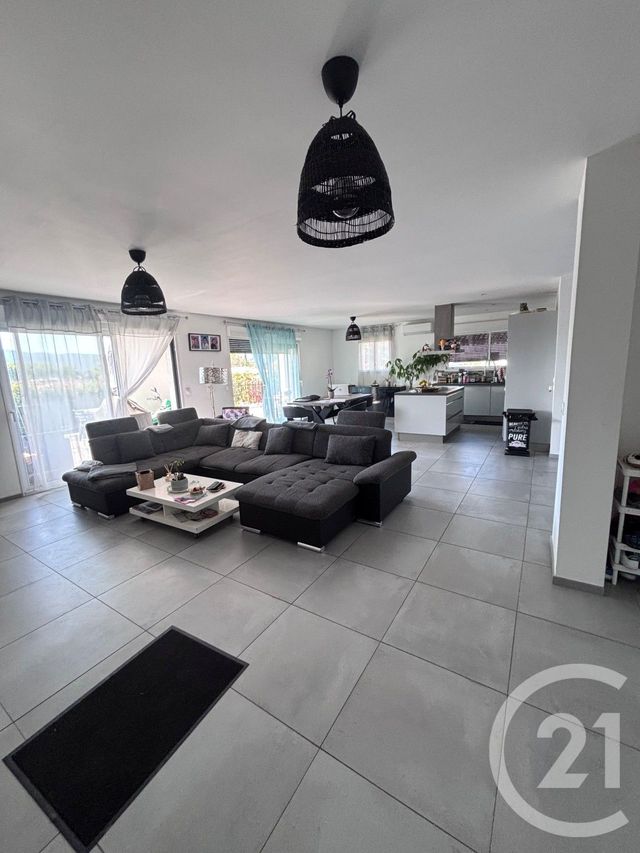 Maison &agrave; vendre - 7 pi&egrave;ces - 170 m2 - Gareoult - 83 - PROVENCE-ALPES-COTE-D-AZUR