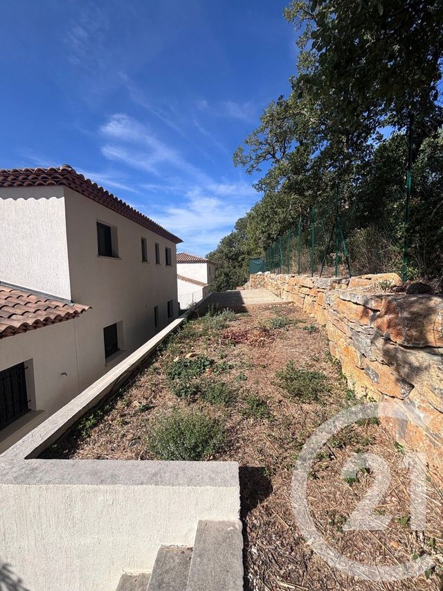 Maison &agrave; vendre - 7 pi&egrave;ces - 170 m2 - Gareoult - 83 - PROVENCE-ALPES-COTE-D-AZUR