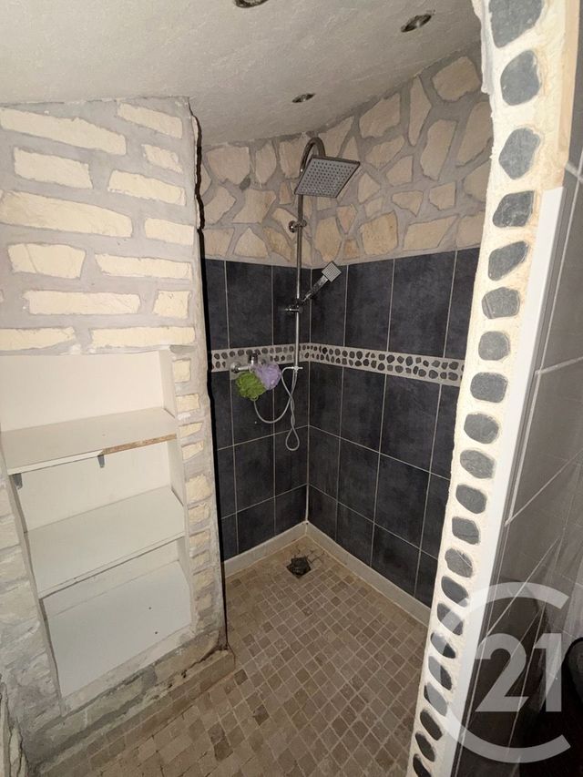 Appartement F3 &agrave; vendre - 2 pi&egrave;ces - 44,30 m2 - Brignoles - 83 - PROVENCE-ALPES-COTE-D-AZUR