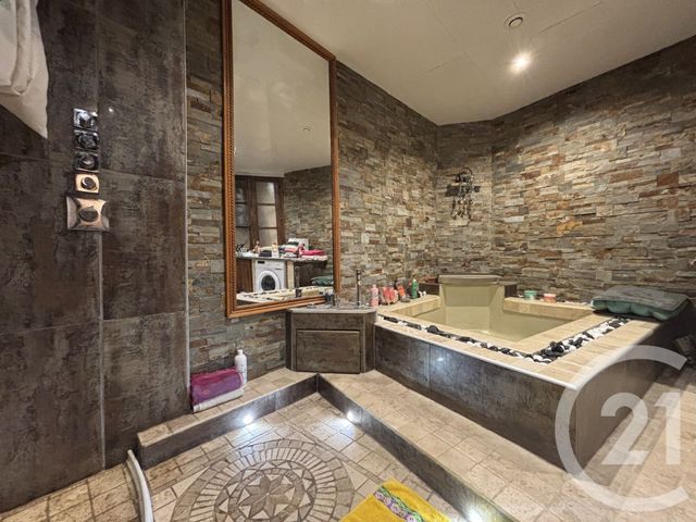 Maison &agrave; vendre - 6 pi&egrave;ces - 280,15 m2 - Aixe Sur Vienne - 87 - LIMOUSIN