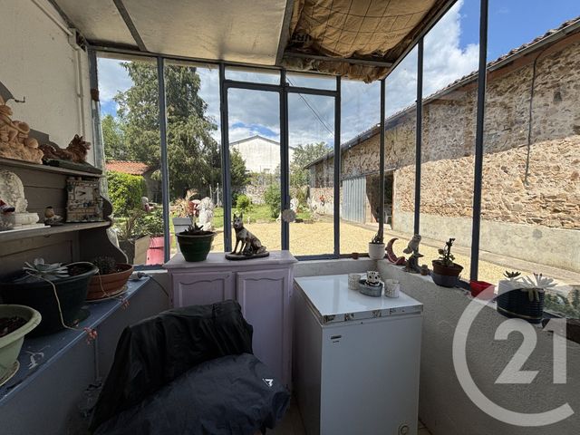 Maison à vendre - 5 pièces - 144,57 m2 - Chabanais - 16 - POITOU-CHARENTES