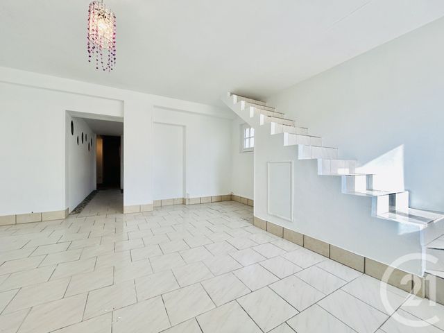 Maison à vendre - 7 pièces - 208 m2 - Feytiat - 87 - LIMOUSIN